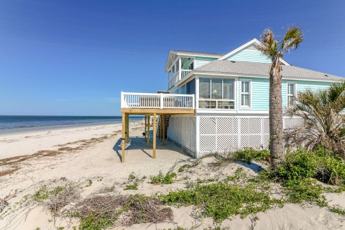 Houses on the beach for rent